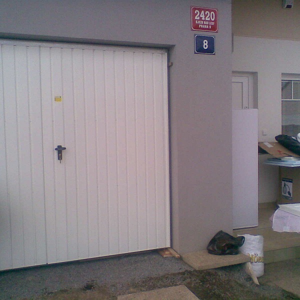 dvoukřídlá vrata - újezd