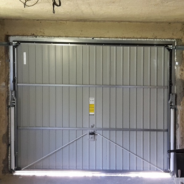 garážová vrata výklopná 20