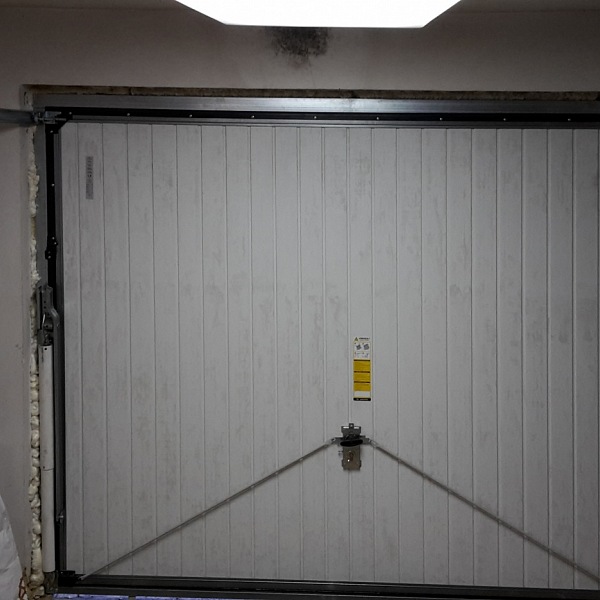 garážová vrata zevnitř 21