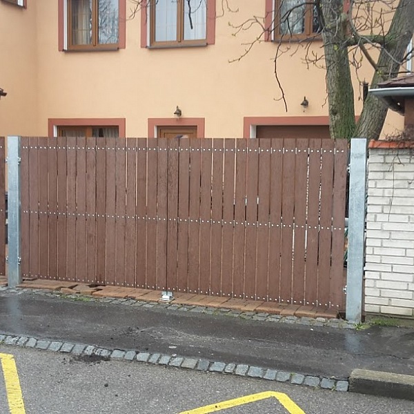 vjezdové brány 19
