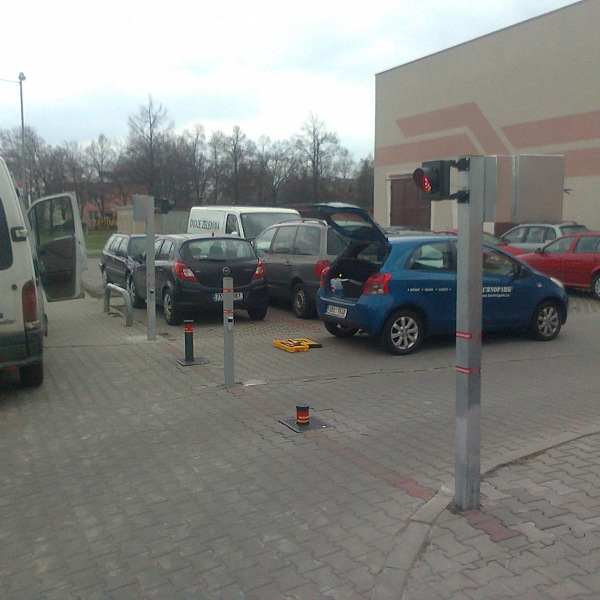 parkovací sloupky coral 1