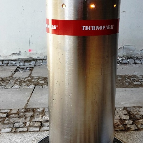 parkovací zábrana výsuvný sloupek ministerstvo vnitra