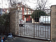 pohony pro posuvné brány pomůžeme s výběrem