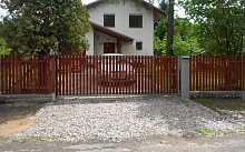 samonosná posuvná brán