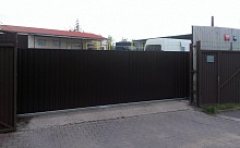 samonosná pojezdová brána